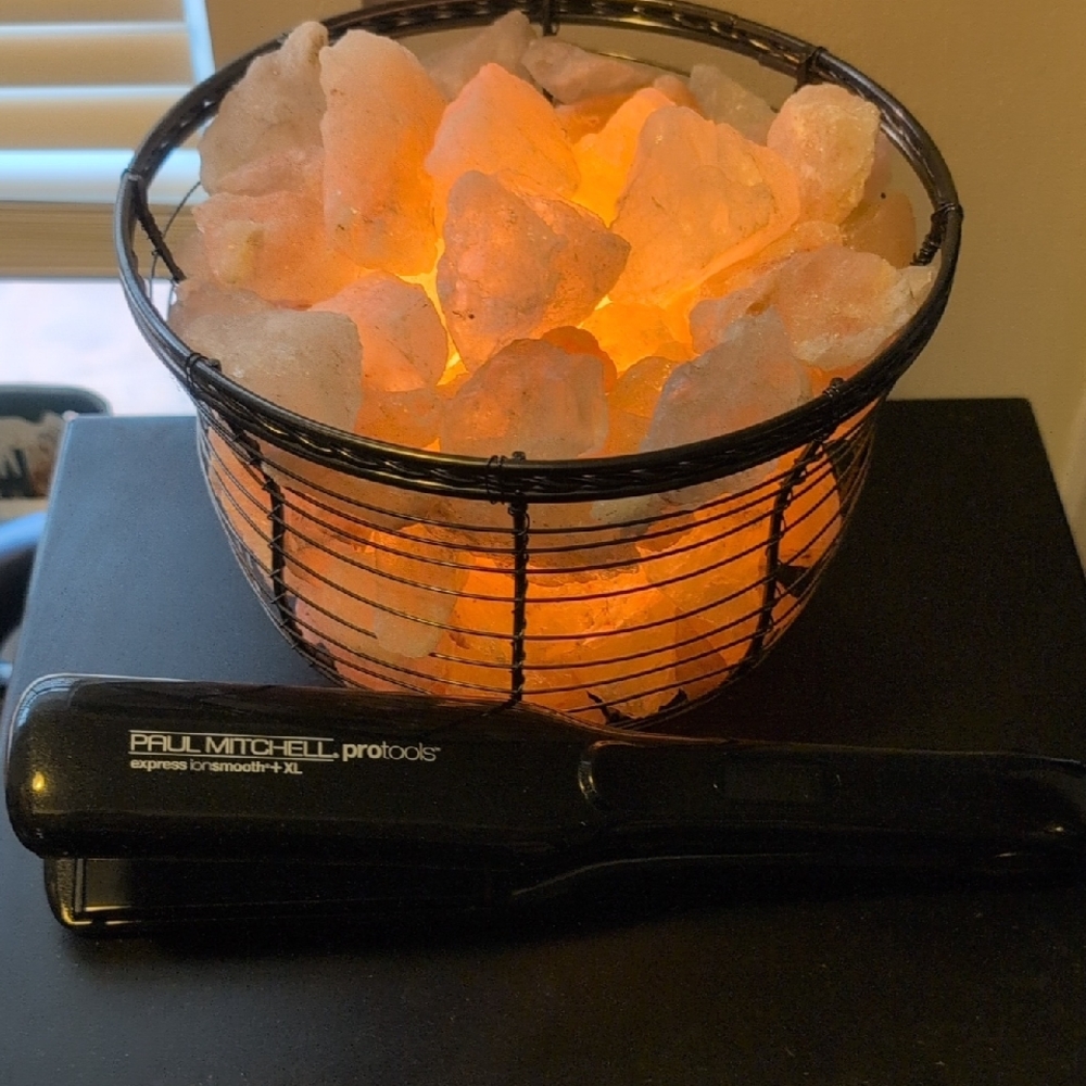 Paul Mitchell Pro Tools Black Flat Iron